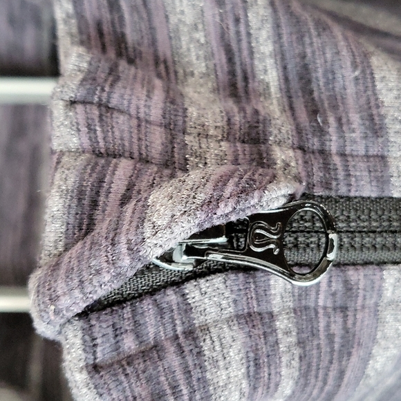 Lululemon Hooded Zippered Long Jacket Size 4 - Picture 2 of 8